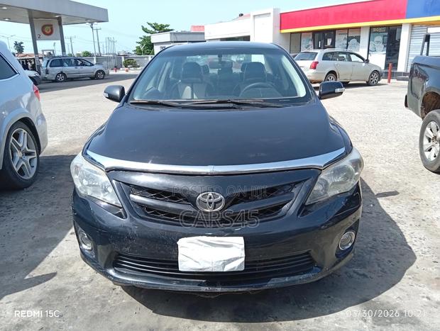 Toyota Corolla 2008 Black