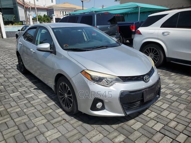 Toyota Corolla 2014 Silver