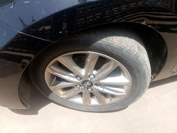 Hyundai Elantra 2014 Black