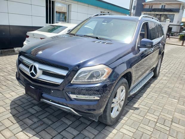 Mercedes-Benz GL-Class 2015 Blue