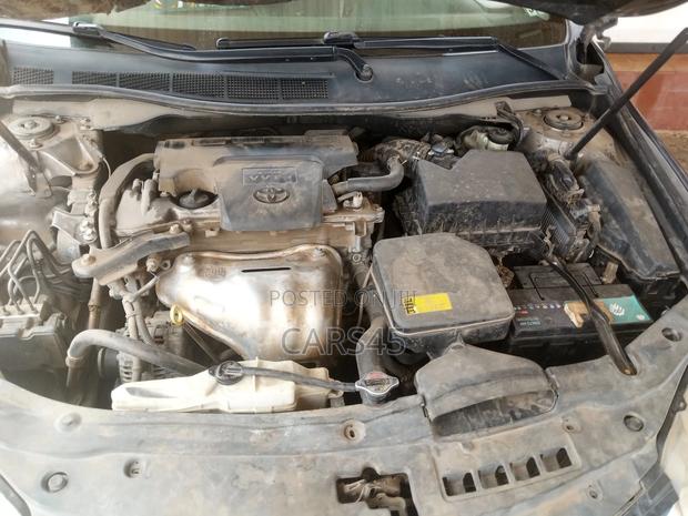 Toyota Camry 2016 Gray