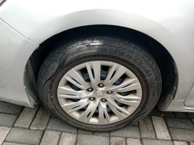 Toyota Camry 2014 Silver