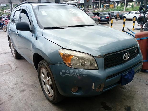 Toyota RAV4 2007 Blue