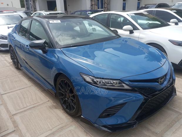 Toyota Camry 2022 Blue