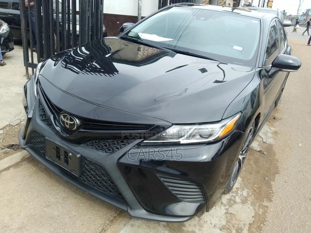 Toyota Camry 2020 Black
