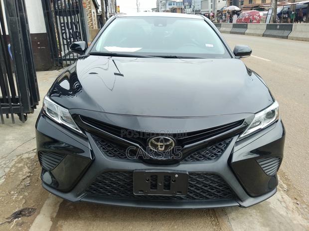 Toyota Camry 2020 Black
