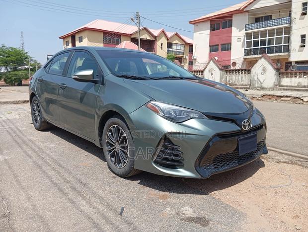 Toyota Corolla 2014 Green