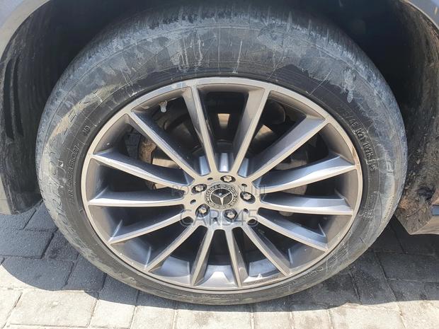 Mercedes-Benz GLE-Class 2022 Gray