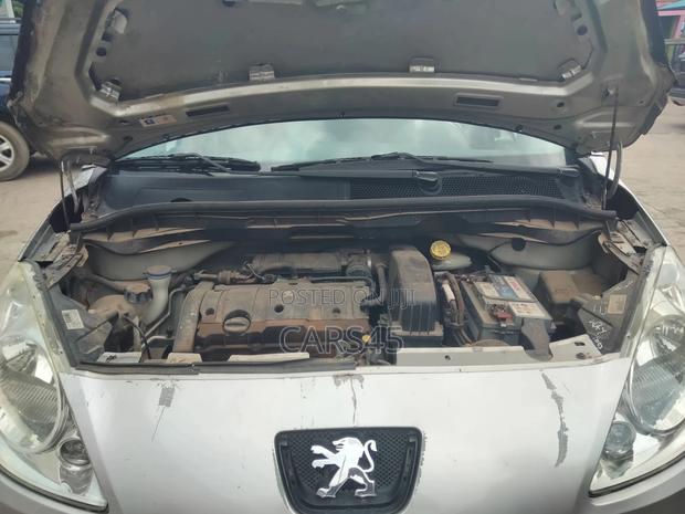 Peugeot 1007 2002 Silver
