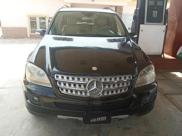 Mercedes-Benz M Class 2006 Black