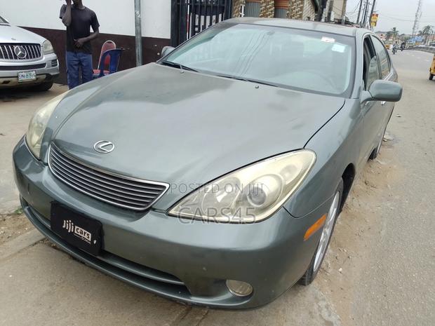 Lexus ES 2005 Green