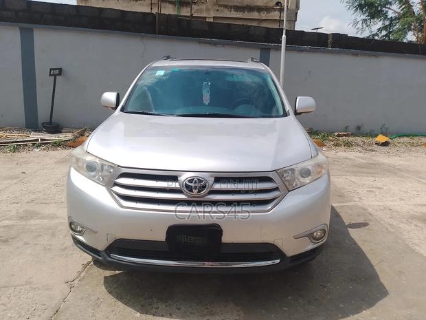 Toyota Highlander 2013 Silver