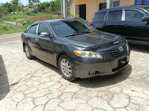 Toyota Camry 2008 Gray