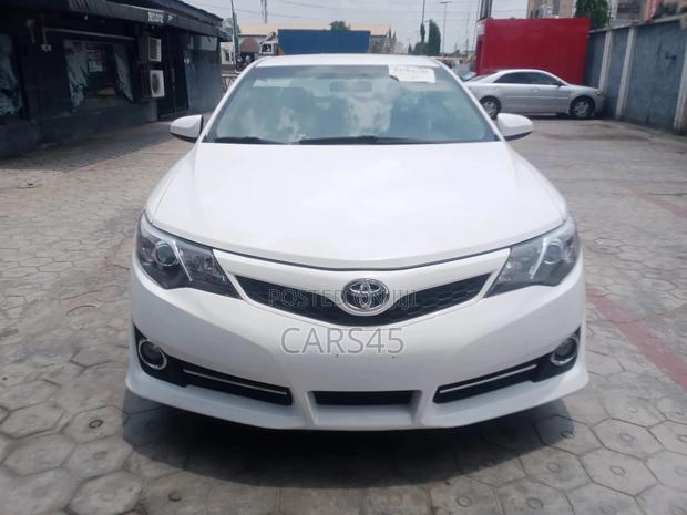 Toyota Camry 2012 White