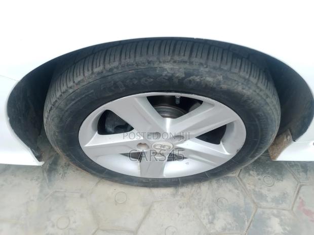 Toyota Camry 2012 White