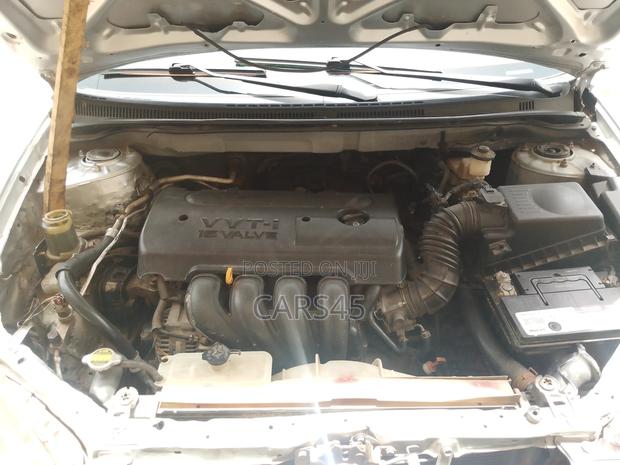 Toyota Corolla 2006 Silver