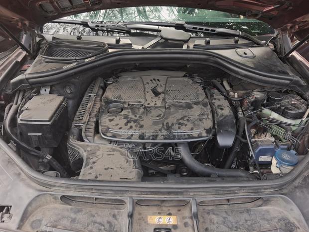 Mercedes-Benz M Class 2013 Brown