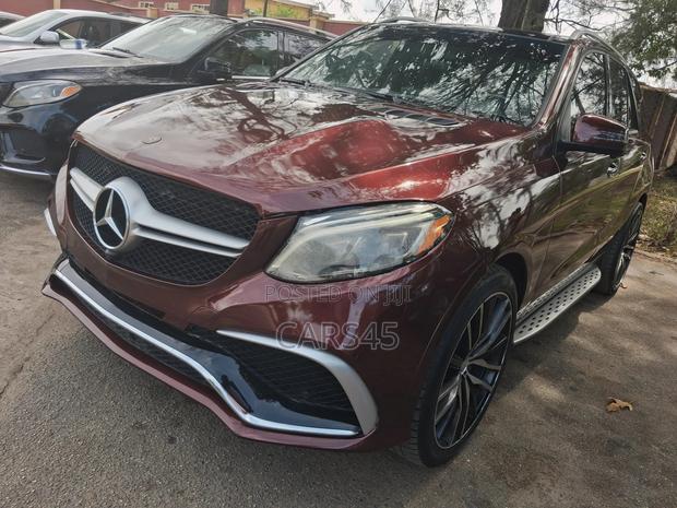 Mercedes-Benz M Class 2013 Brown