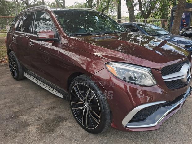 Mercedes-Benz M Class 2013 Brown
