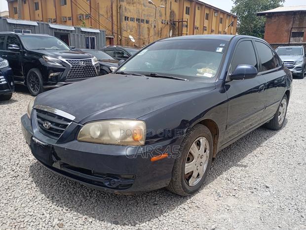 Hyundai Elantra 2005 Blue