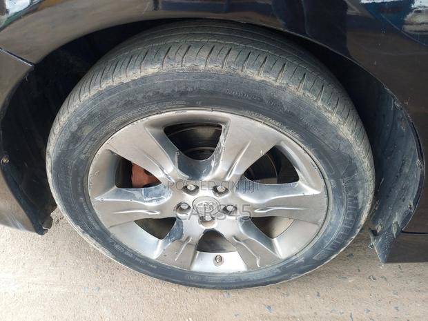 Toyota Sienna 2011 Black