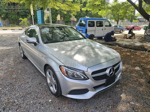 Mercedes-Benz C300 2017 Silver