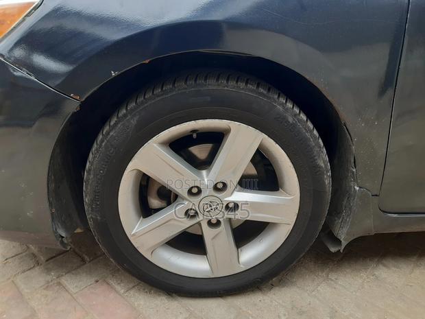 Toyota Camry 2012 Black
