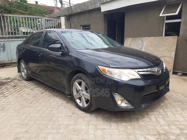 Toyota Camry 2012 Black