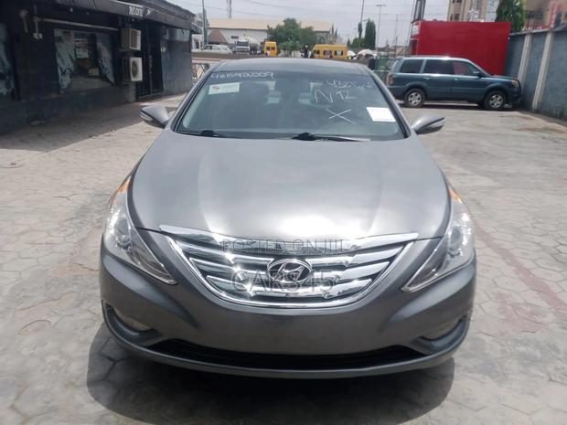 Hyundai Sonata 2012 Gray