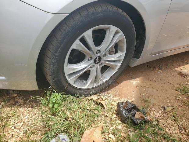 Hyundai Sonata Limited Sedan FWD (2.4L 4cyl 6A) 2013 Silver