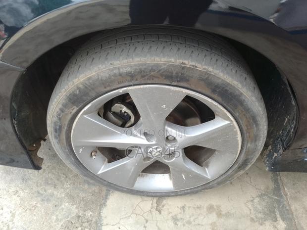 Toyota Camry 2012 Gray