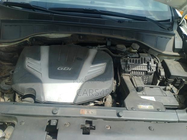 Hyundai Santa Fe 2014 White