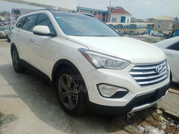 Hyundai Santa Fe 2014 White