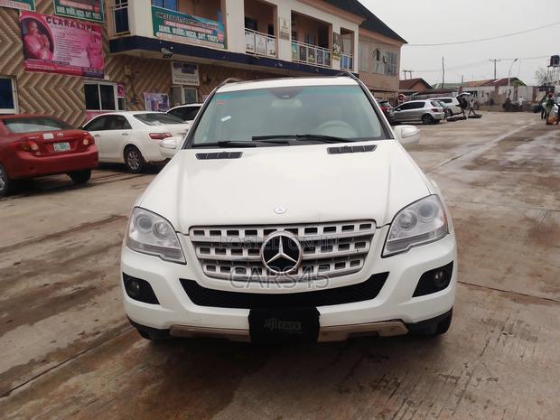 Mercedes-Benz M Class 2009 White