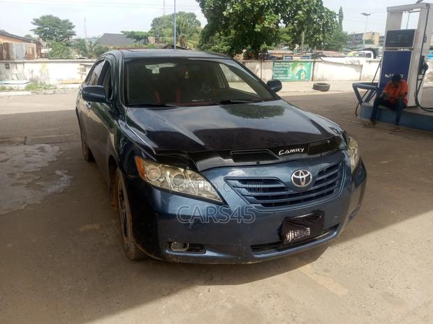 Toyota Camry 2007 Blue