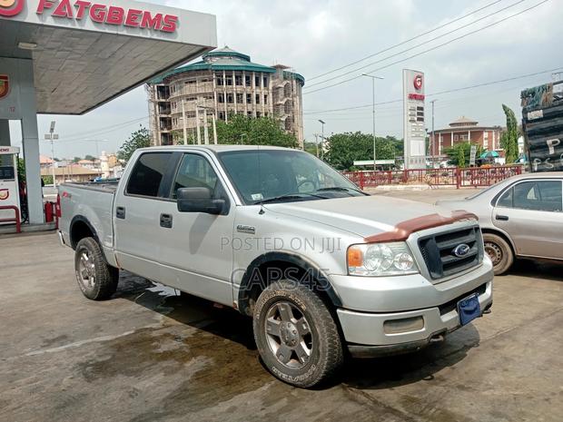 Ford F-150 2005 Silver