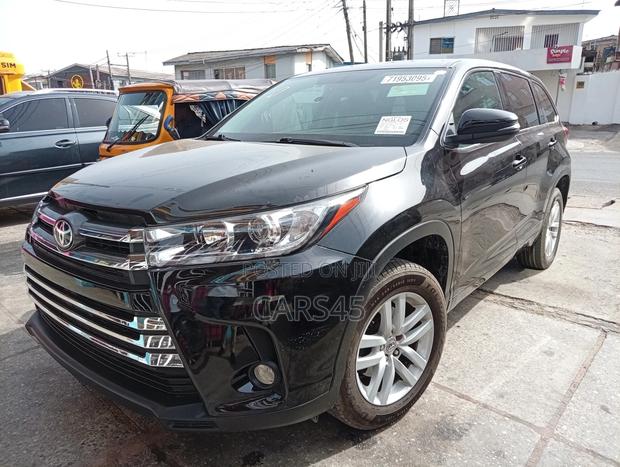 Toyota Highlander 2015 Black