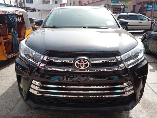 Toyota Highlander 2015 Black