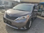 Toyota Sienna 2015 Gray for sale