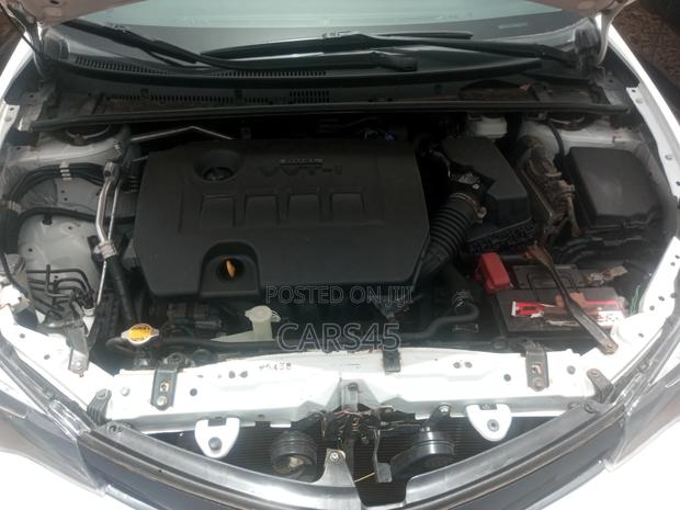 Toyota Corolla L 4dr Sedan (1.8L 4cyl 4A) 2014 White