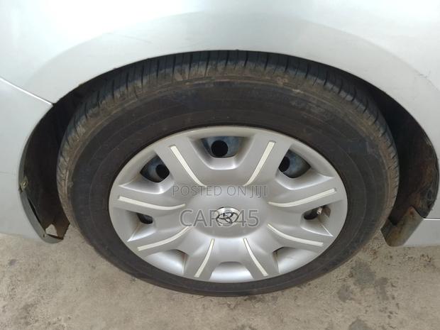 Toyota Corolla 2010 Silver