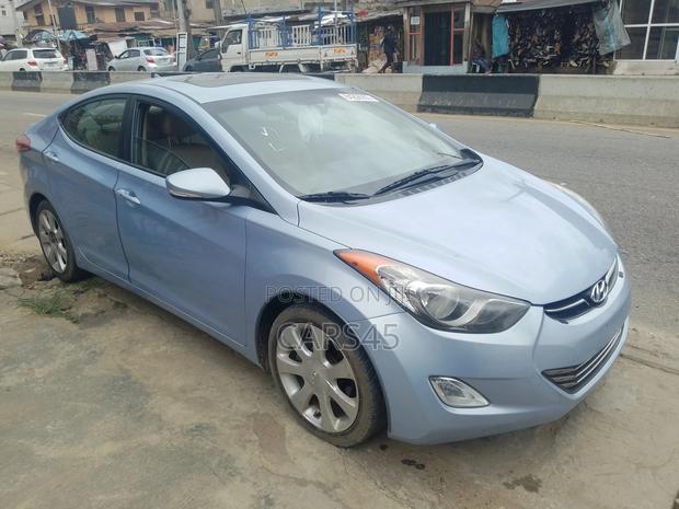 Hyundai Elantra 2012 Blue