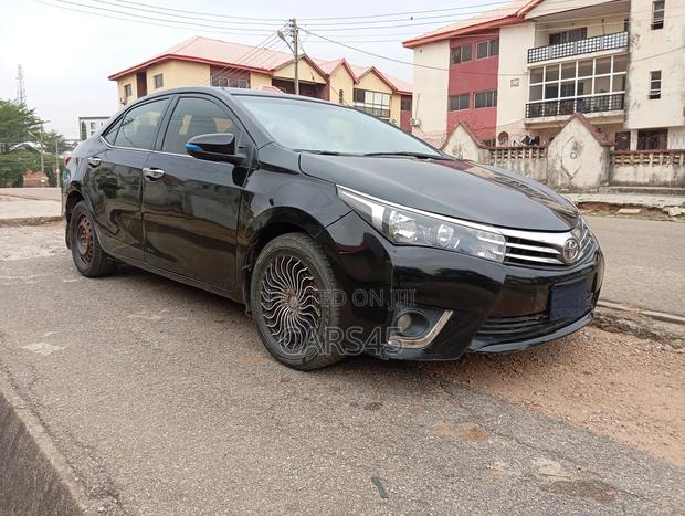 Toyota Corolla 2015 Black