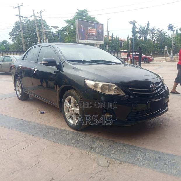 Toyota Corolla 2012 Black