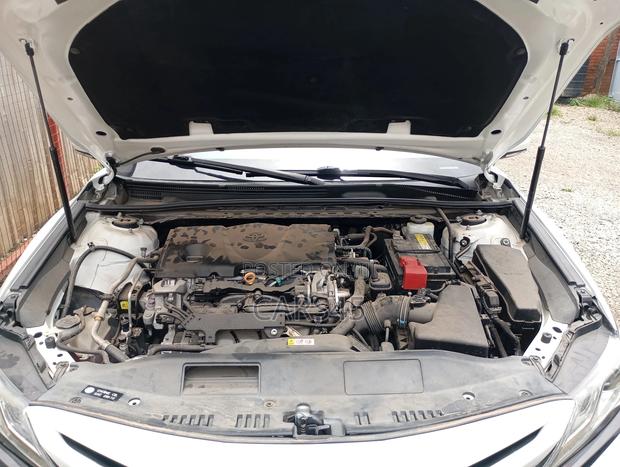 Toyota Camry 2019 White