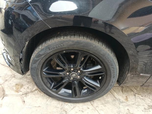 Land Rover Range Rover Velar 2019 Black