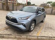 Toyota Highlander LE FWD 2020 Gray for sale