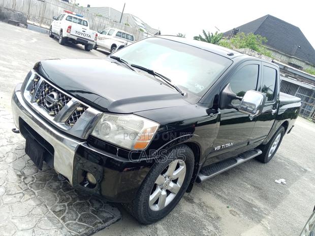 Nissan Titan King Cab Pro-4X 2012 Black