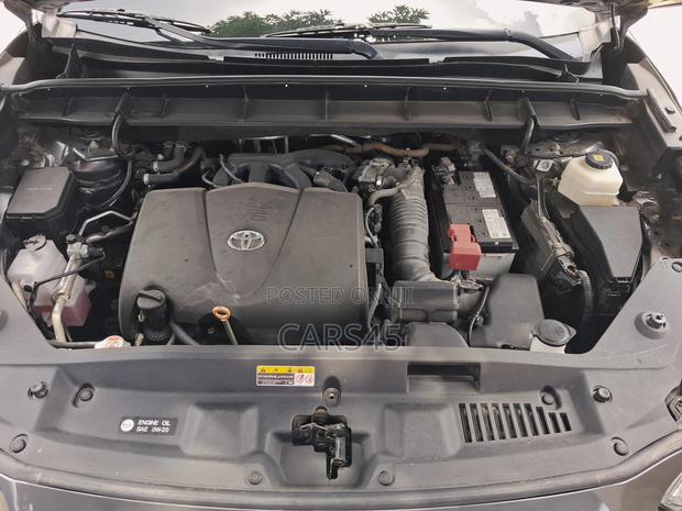 Toyota Highlander 2022 Gray
