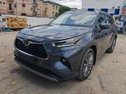 Toyota Highlander 2022 Gray for sale